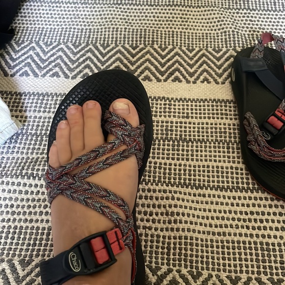 Chacos - Picture 3 of 4
